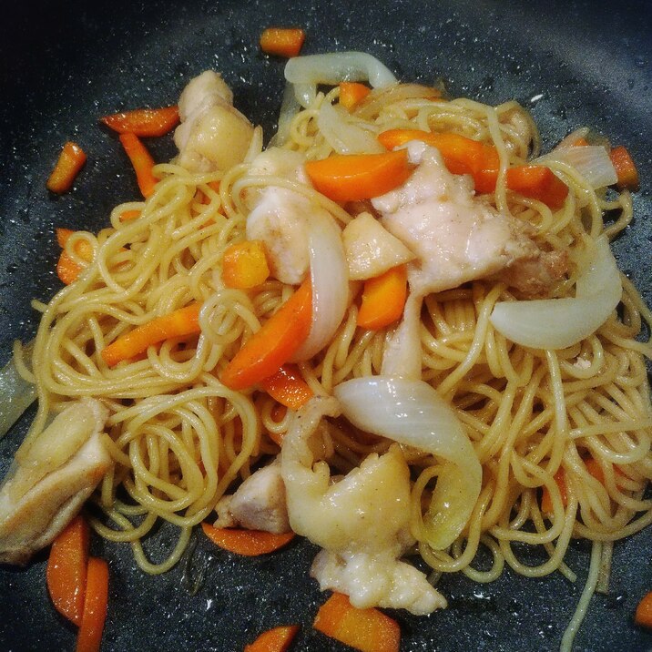 鶏肉の和風焼きそば